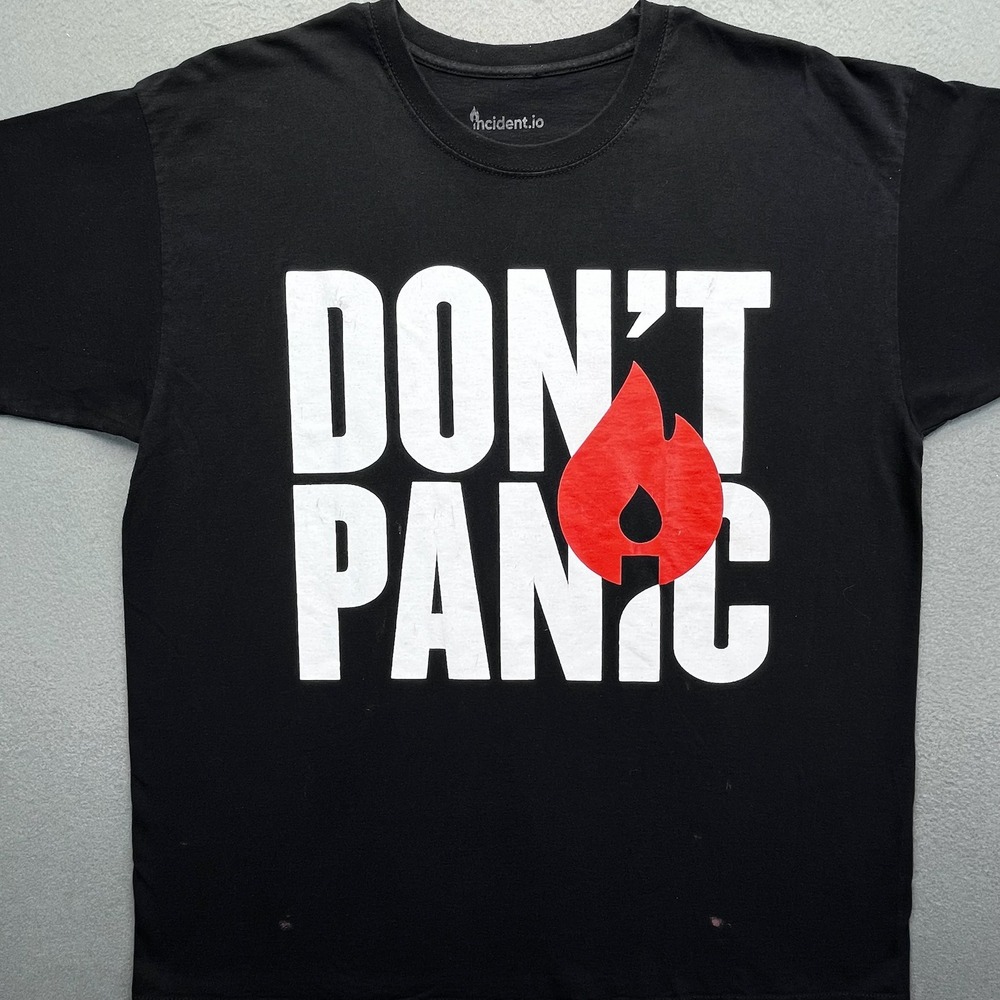 Incident IO Black Don't Panic Flame‎ Graphic T Shirt Mens Large